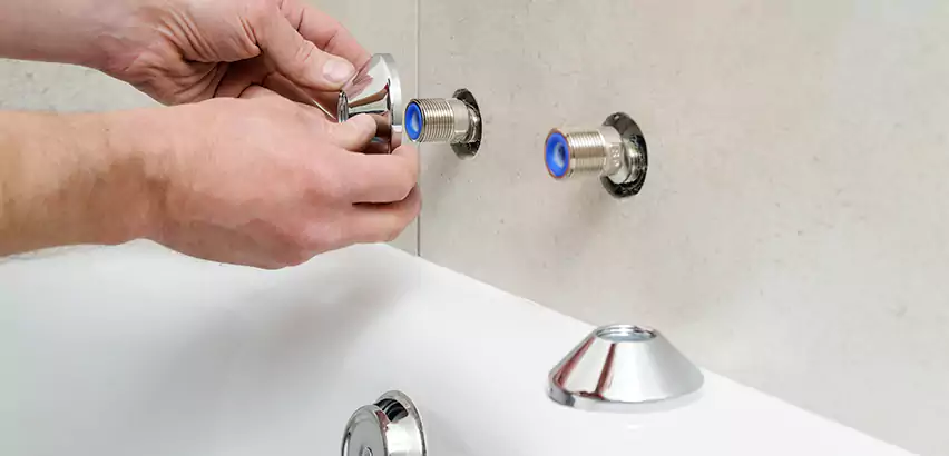Bathtub Faucet Diverter Replacement in Highland Village
